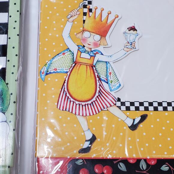 Mary Engelbreit Cupcake Box Holds 4 Cupcakes Flowers Polka Dots Lot Of 2 New - Picture 4 of 4